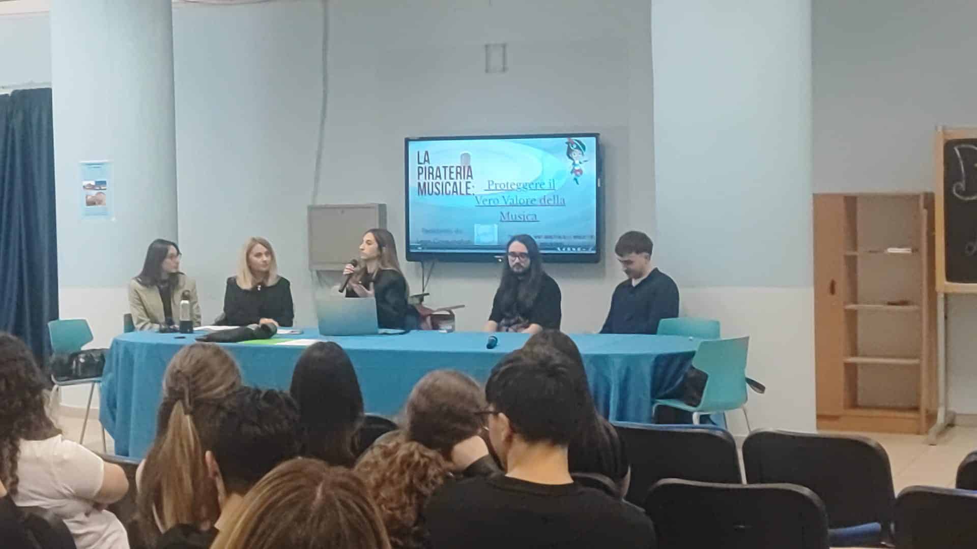 Incontri Scuole Secondarie Superiori progetto “IL VERO HA VALORE. IL FALSO HA UN PREZZO. Tu?”