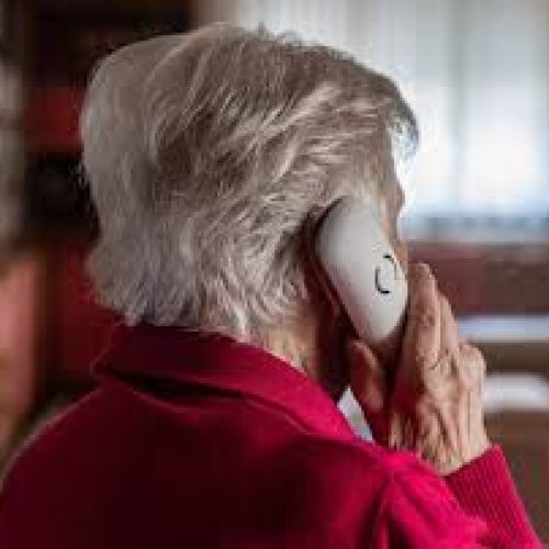 Telefonate truffa con il numero della banca: così spariscono i risparmi di una vita